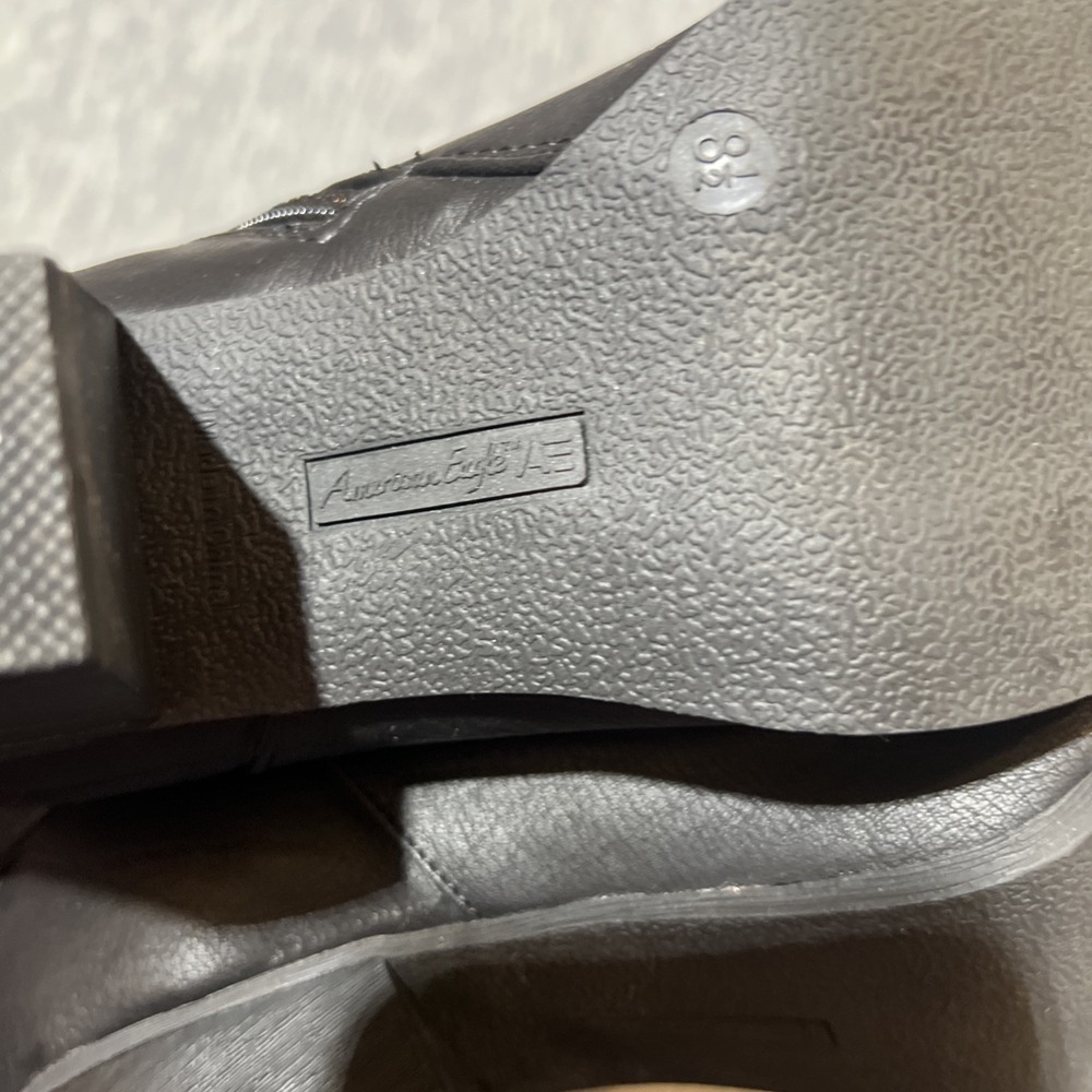 American Eagle Ankle Boots Women 8.5 Black Side Zip 3in Heel Snap Strap Faux EUC - Picture 15 of 16